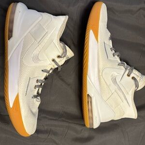 Nike Air Max Impact 2 Summit White Metallic Bronze. Size 10